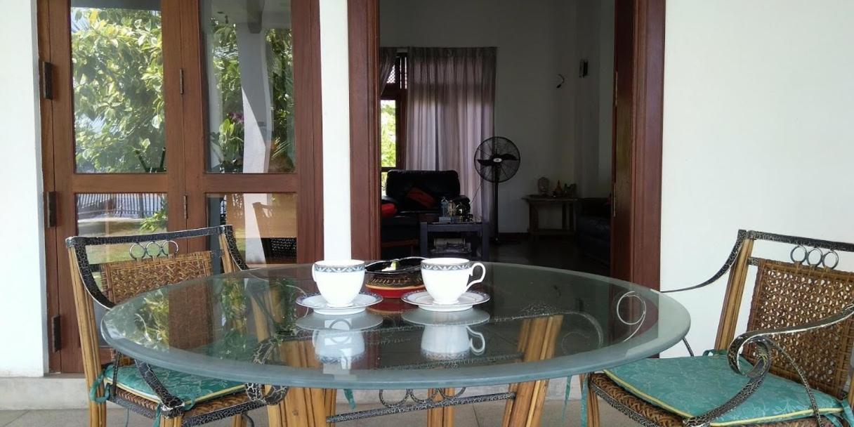 Negombo Holiday Home Exterior foto